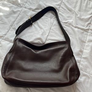 Brown Coach Shoulder bag with working zipper and gold buckle detail